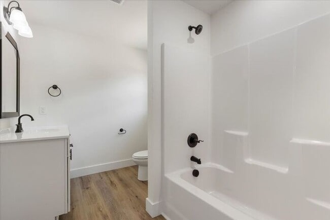 Building Photo - SPECIAL! Arlington Townes - Beautiful 3 Be...