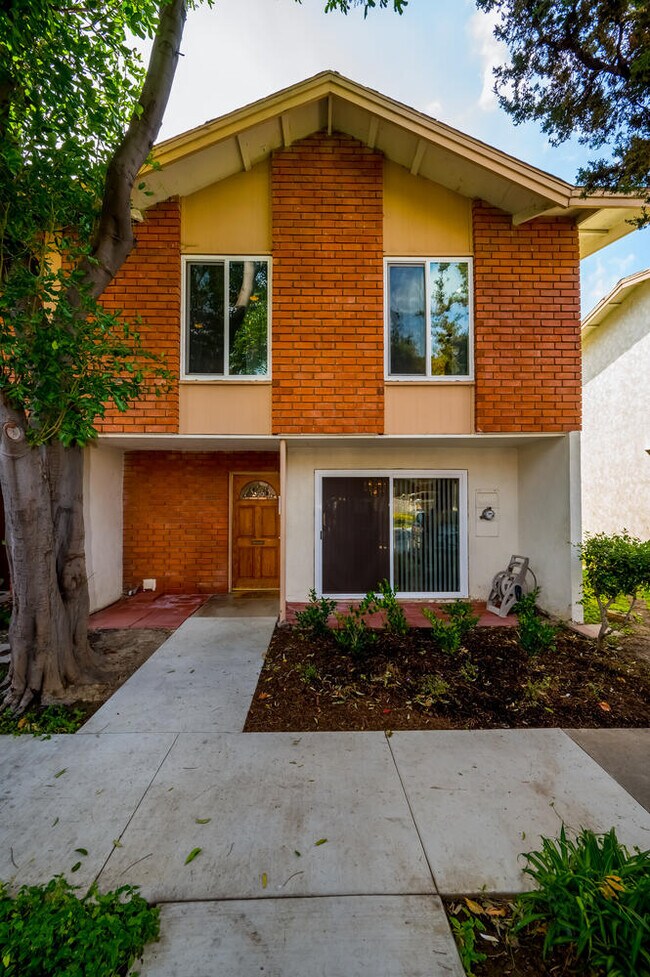 Foto del edificio - 16630 Townhouse Dr