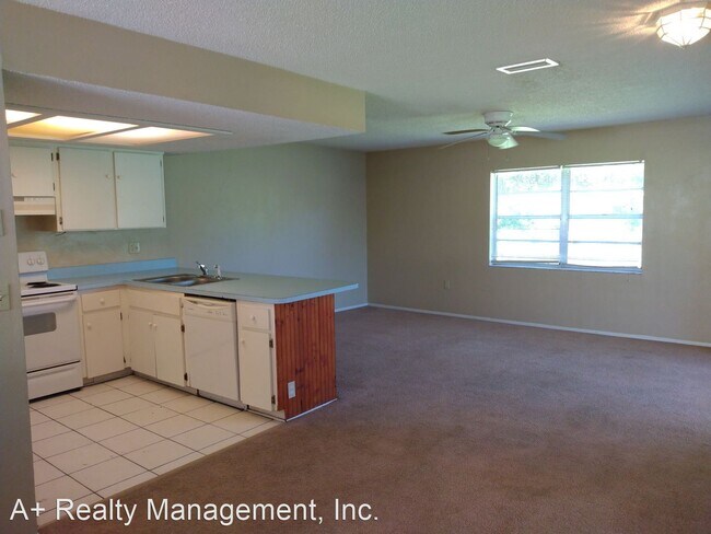 Foto del edificio - 3 br, 2 bath House - 10469 Captain Dr.