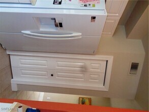 Building Photo - 610 Laguna Royale Blvd