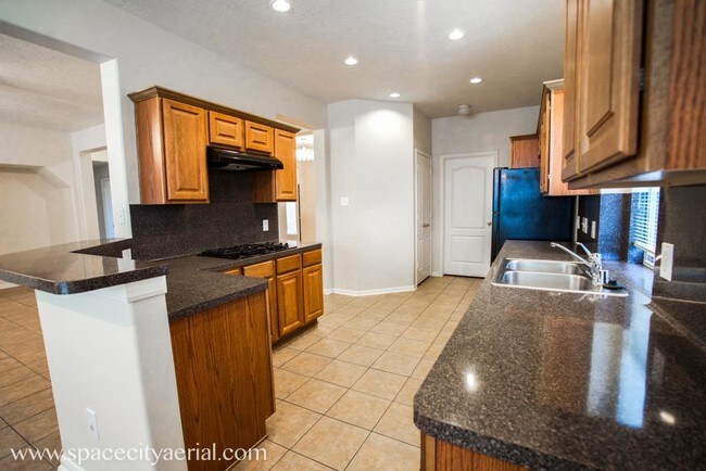 Foto del edificio - 1511 Mustang Crossing