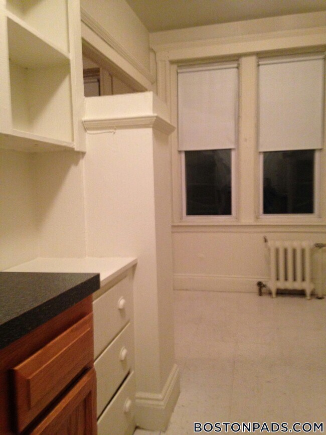 Building Photo - 1163 Boylston St