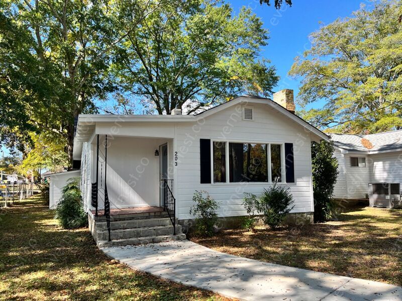 203 English Ave, Chickamauga, GA 30707 House Rental in Chickamauga