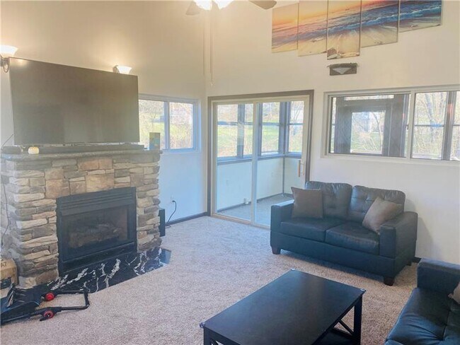 Building Photo - 224 Roberts Rd