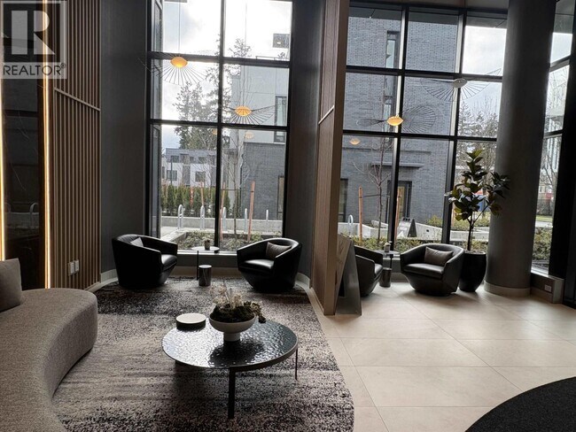 Building Photo - 6138 Birney Ave