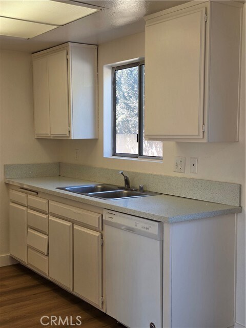 Building Photo - 121 Wiseman Way