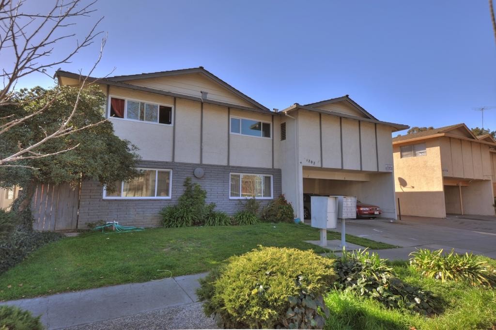 Primary Photo - 1207 Leigh Avenue