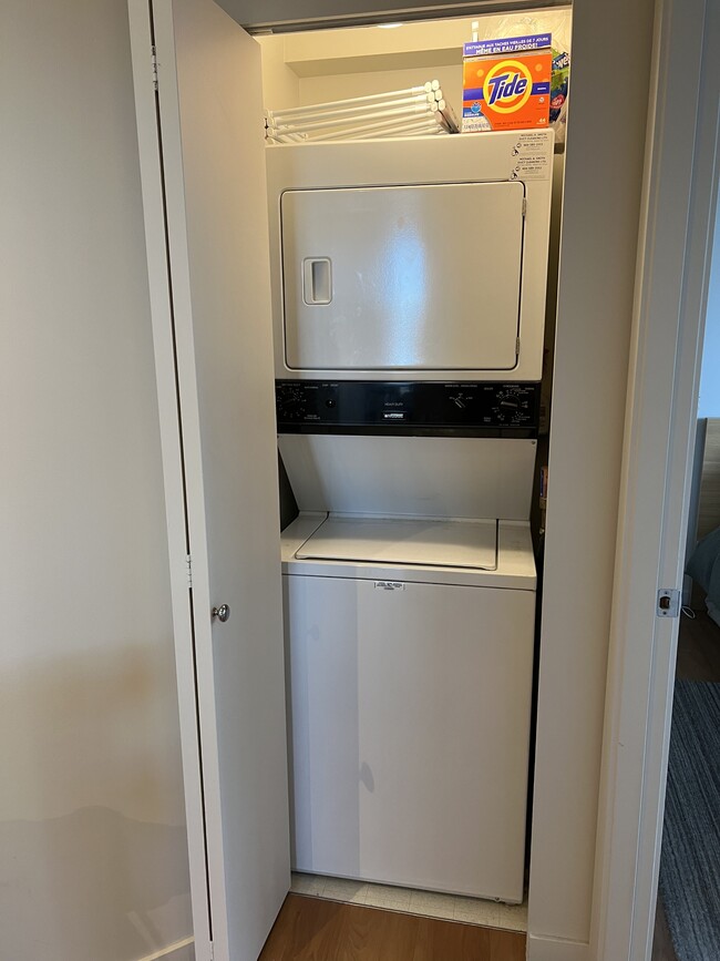 Photo du bâtiment - 1316 W 11th Ave