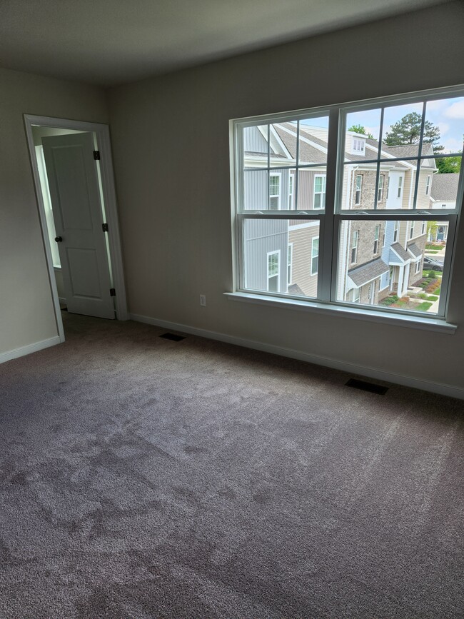 Building Photo - 4055 Grand Reserve Ln