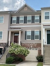 Building Photo - 111 Kingsley Dr