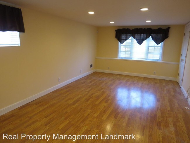 Building Photo - 3 br, 2 bath House - 20 Bowden Drive