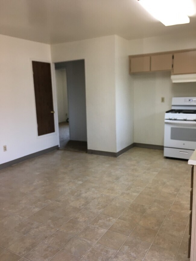 Building Photo - Citrus Heights Home - Just reduced!