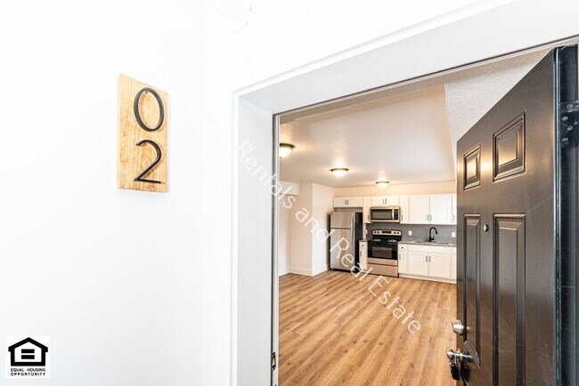 Building Photo - 1823 Griswold Dr