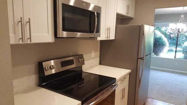 Foto del edificio - 9906 NE 124th St