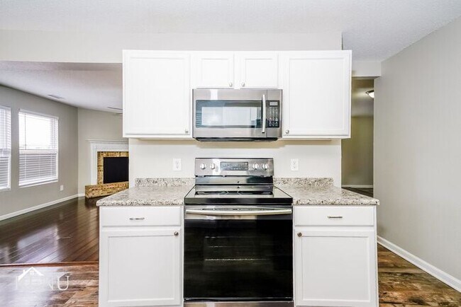 Building Photo - 8718 Hosta Way