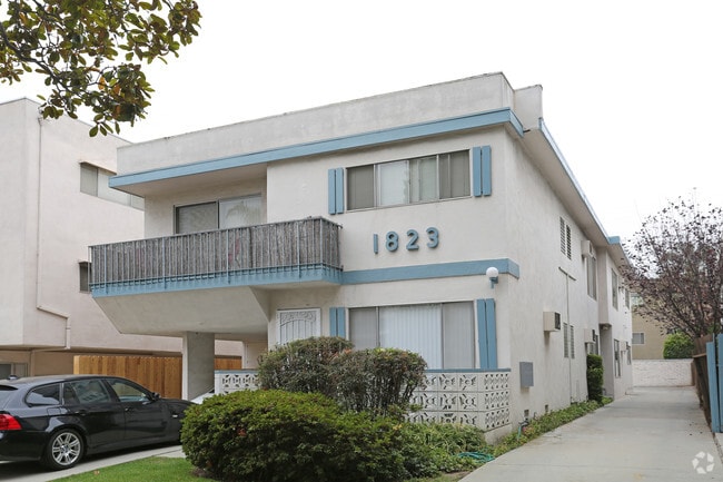 Building Photo - 1823 Camden Ave
