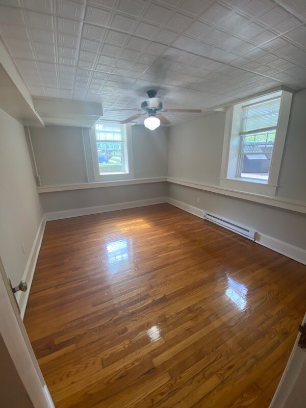 81 Prospect St Unit 9, Northampton, MA 01060 Apartments in