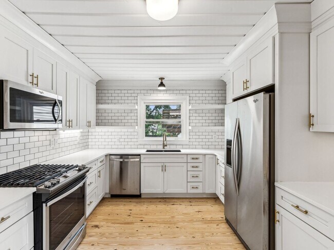 Foto del edificio - 3 Bedroom Single Family Home in Downtown F...