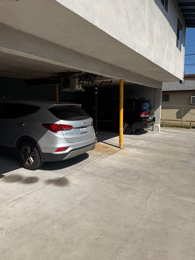 Foto del edificio - 1330 Stevens Ave