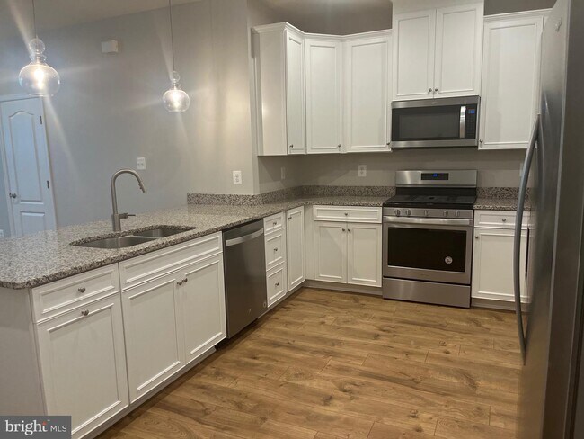 Foto del edificio - 9430 James MacGowan Ln