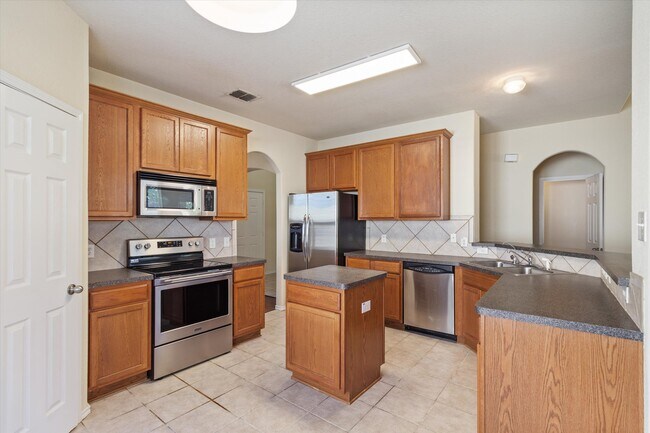 Foto del edificio - 121 Park Ln