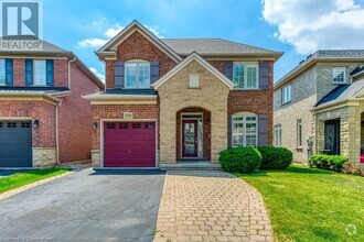 Building Photo - 2045 Rochester Cir