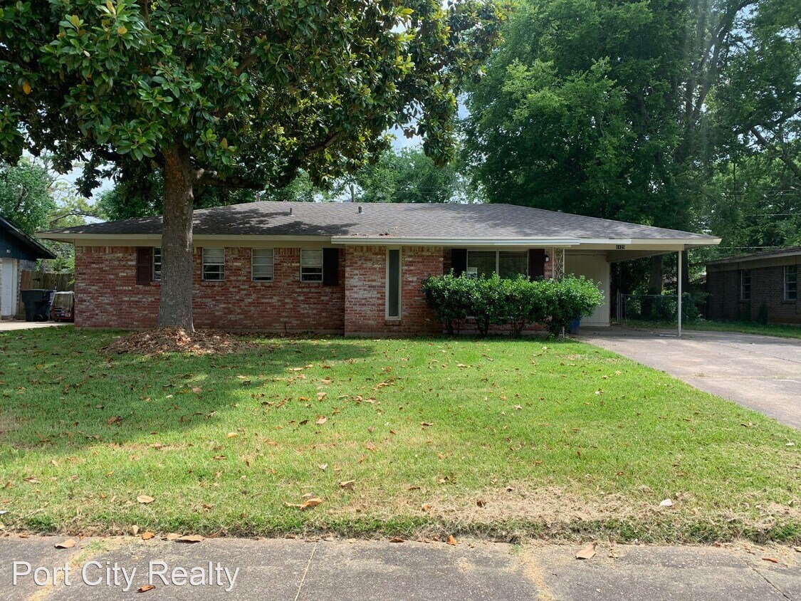 Primary Photo - 3 br, 1.5 bath House - 1125 Baythorne Dr.