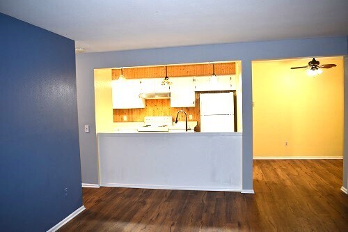 Foto del edificio - 14896 E 2nd Ave