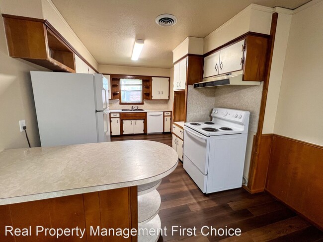 Foto del edificio - 3 br, 2 bath House - 7412 Cypress Ave