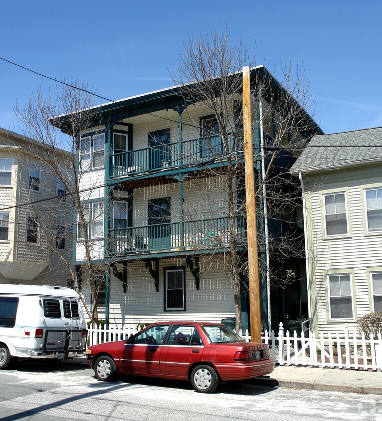 Building Photo - 185 Sayles St