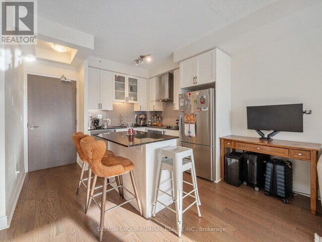 Photo du bâtiment - 9088 Yonge St