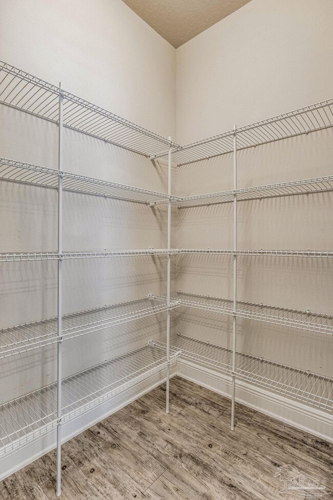 Building Photo - 8605 Bucklebury Dr