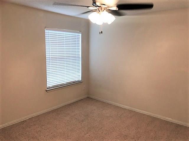 Foto del edificio - 8601 Wellington Point Dr