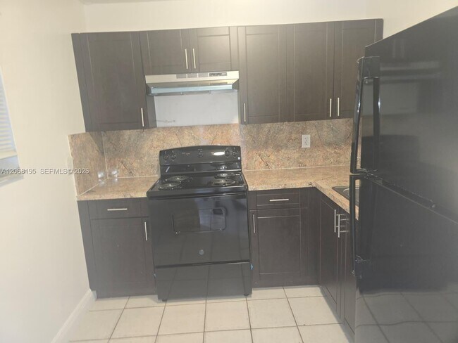 Foto del edificio - 13725 NE 6th Ave