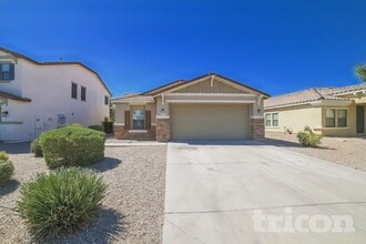 Building Photo - 883 E Dust Devil Cir