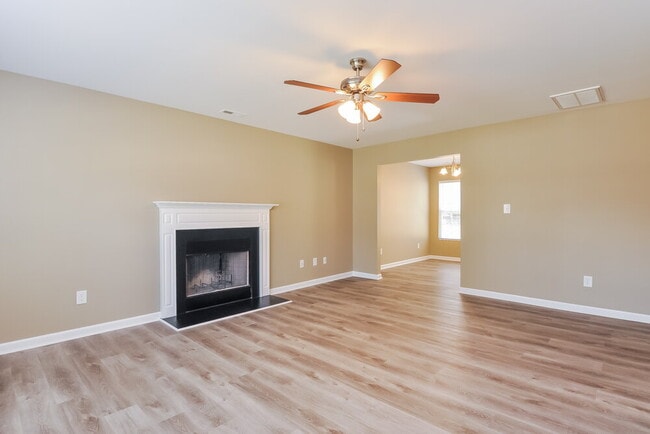 Building Photo - 3408 Mogollon Ct