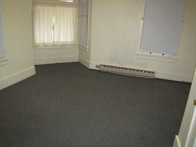 1st BR - 311 S Burrowes St