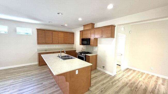Building Photo - 10302 Oldham Ln