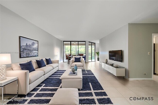 Foto del edificio - 7400 Radice Ct