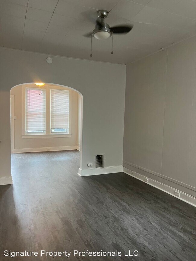 Building Photo - 3 br, 1 bath House - 611 St Joseph Street