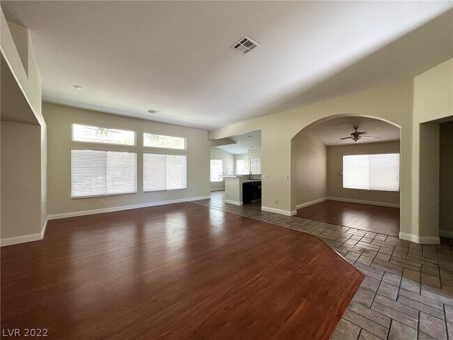 Foto del edificio - 7724 High Chaparral St
