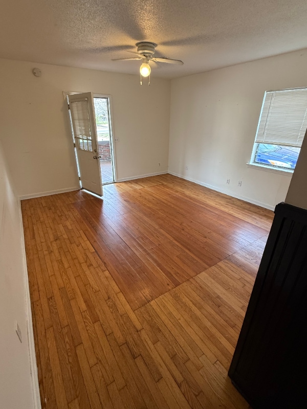 Building Photo - 4618 St Elmo Ave