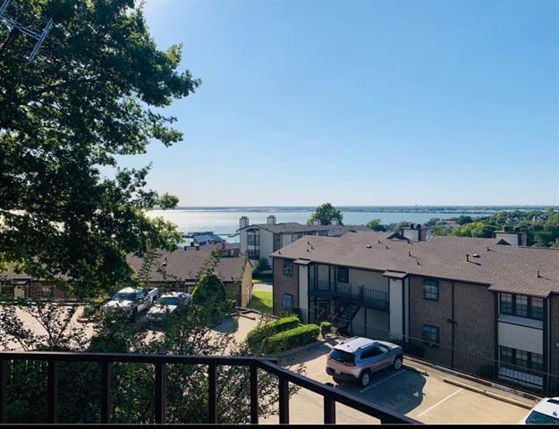 Foto principal - 202 Henry Chandler Dr