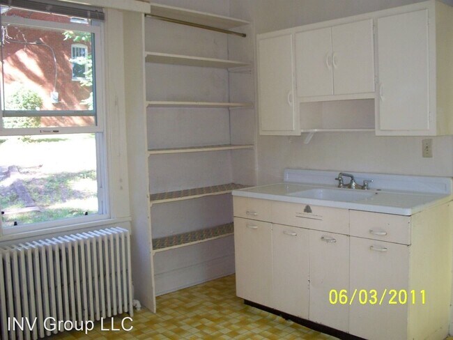 Building Photo - 8 br, 3 bath House - 323 14th St