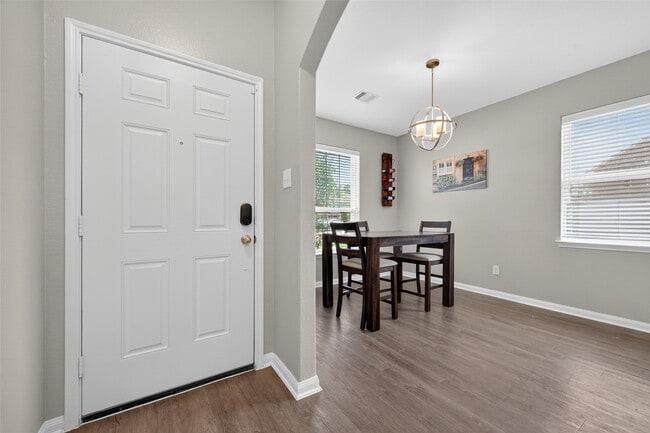 Building Photo - 542 Oporto Path