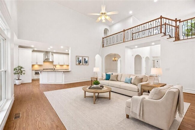 Foto del edificio - 1158 Queensgate Dr SE