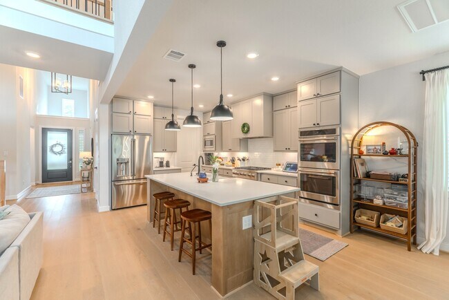 Building Photo - 63 Perennial Cyn Dr