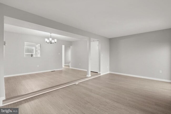 Building Photo - 19264 Wheatfield Terrace