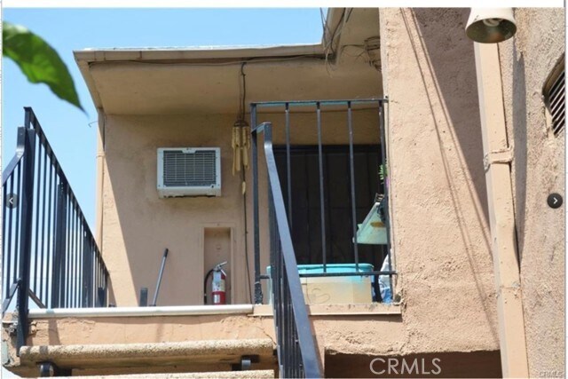 Foto del edificio - 640 E 6th St