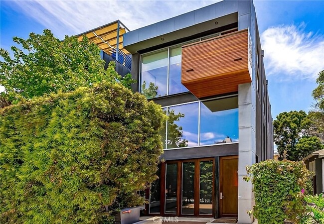 Photo - 414 Venice Way House